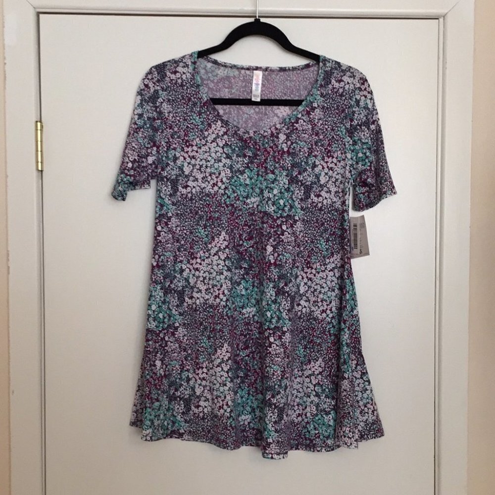 XXS Lularoe Perfect Tee C04 02